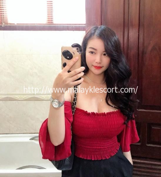 TOP KL Girl List! Kitty - she's a combination of killing beauty and unforgettable body!